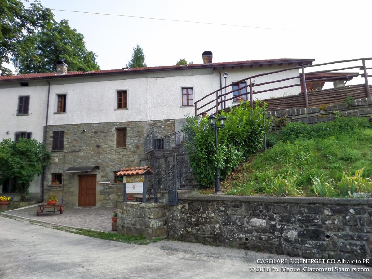 Il Casolare Bioenergetico Bed & Breakfast Albareto  Exterior photo